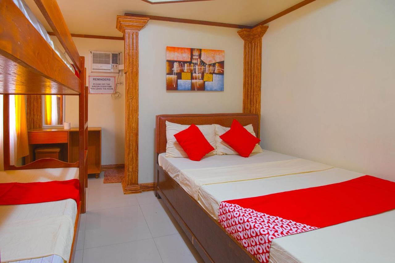 Oyo 788 Lisa'S Guesthouse Moalboal Kültér fotó